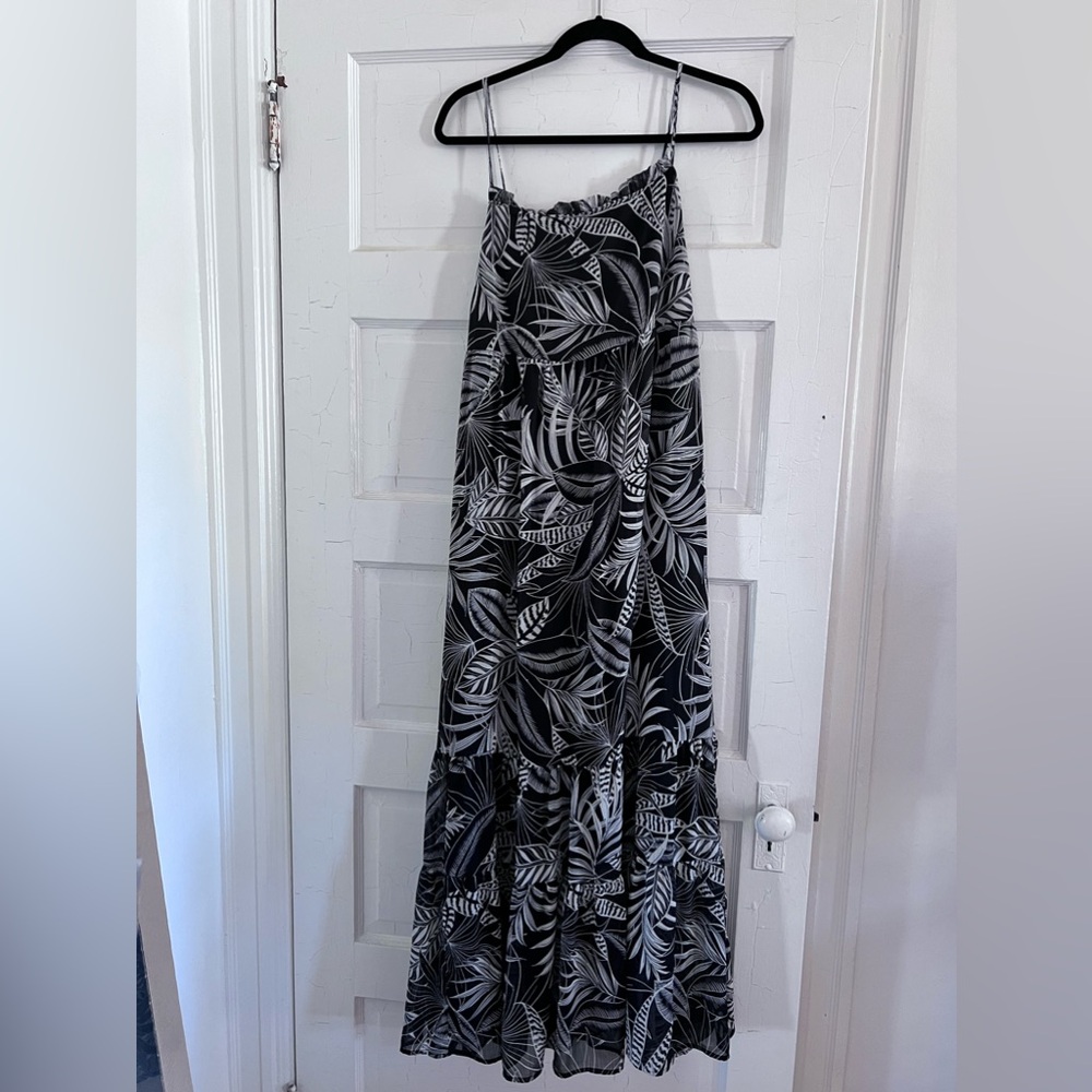 Banana Republic flowy maxi dress size L